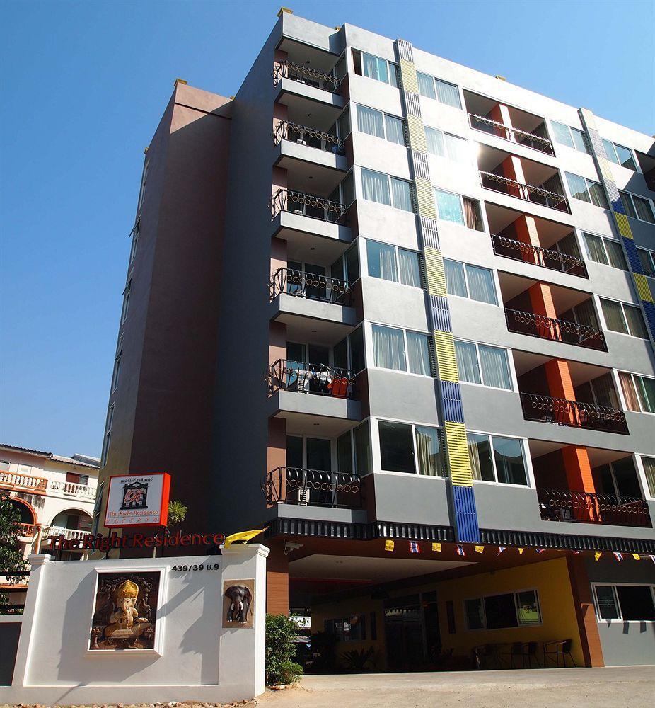 The Right Resort Pattaya Exterior foto