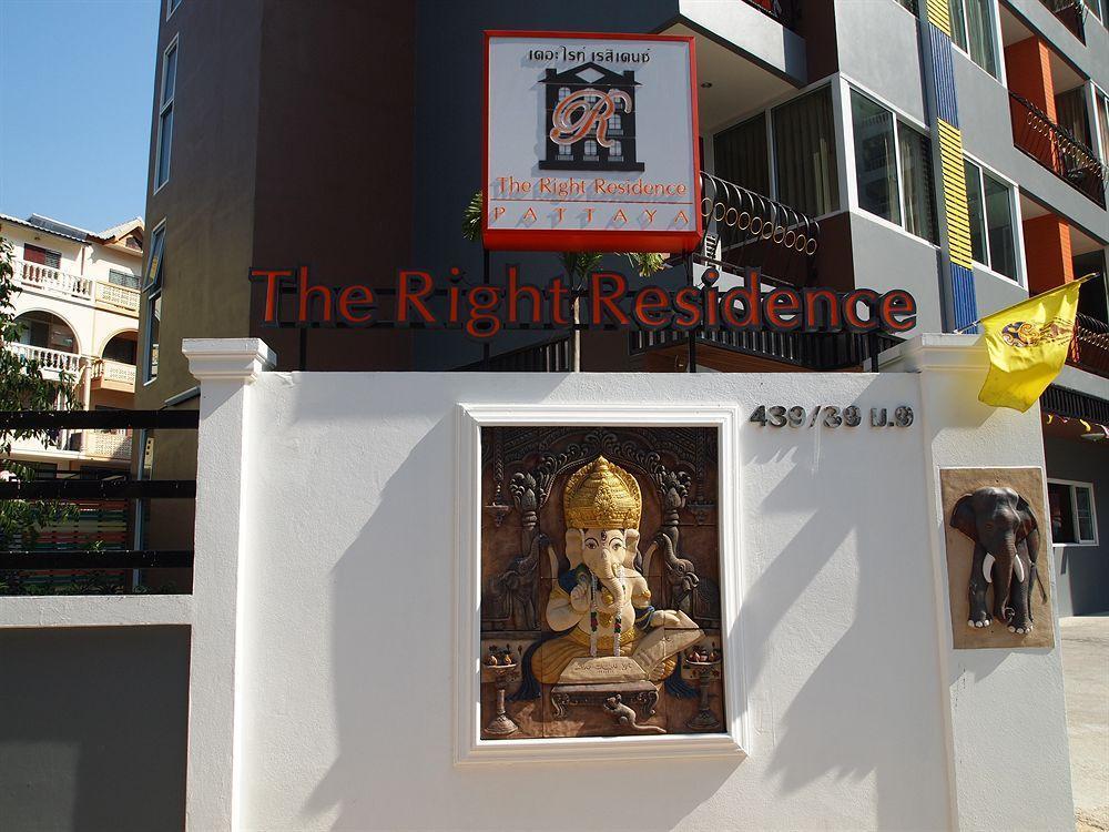 The Right Resort Pattaya Exterior foto