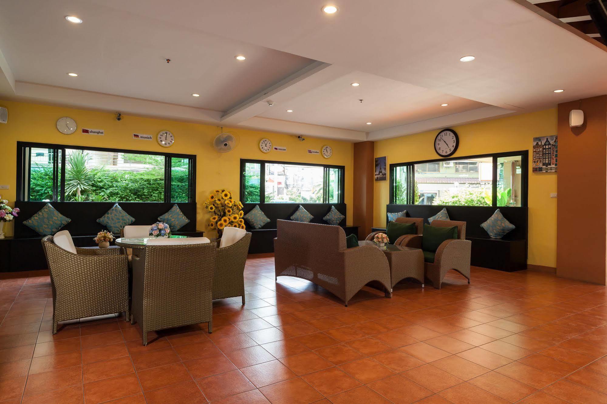 The Right Resort Pattaya Exterior foto