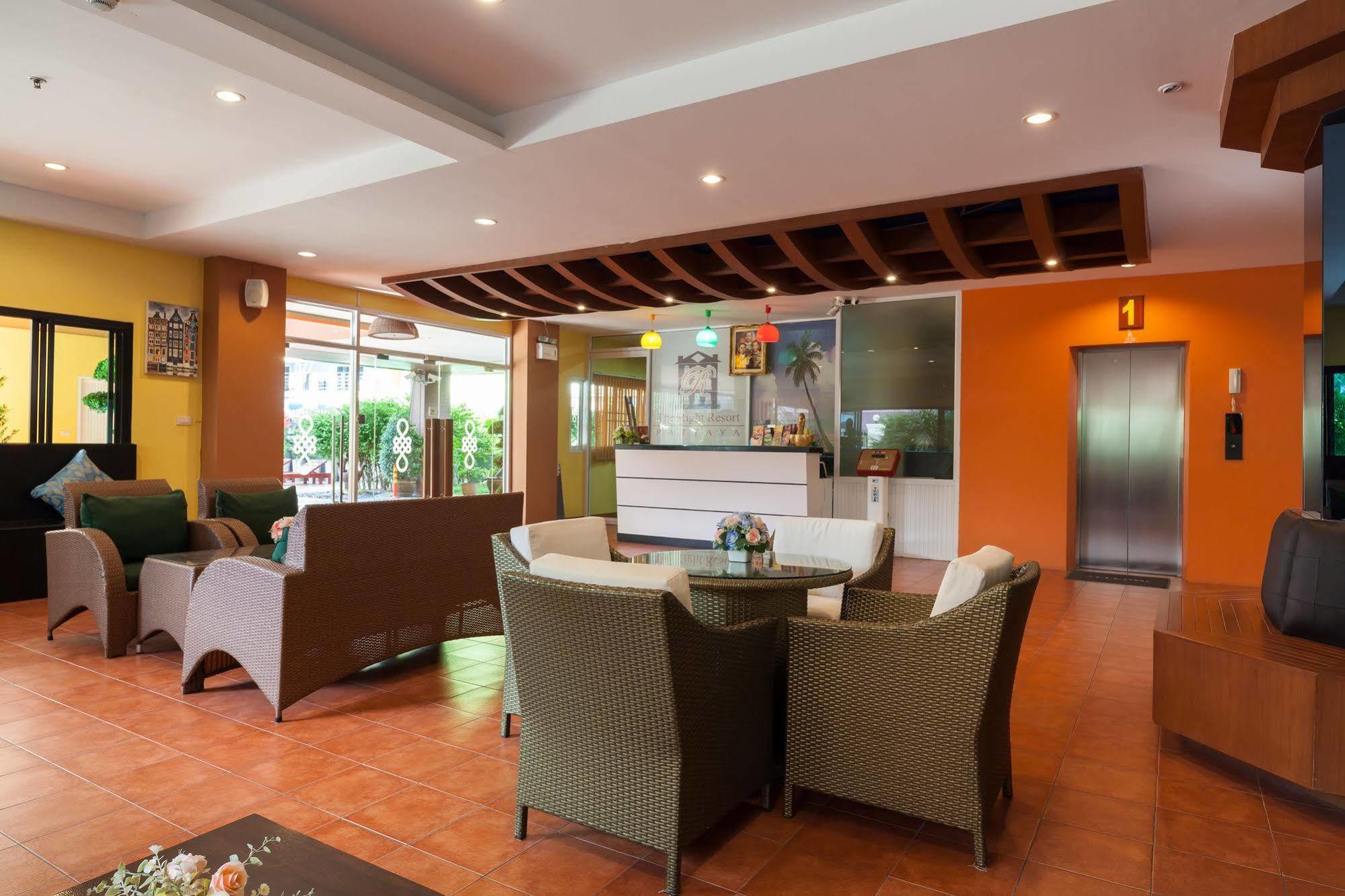The Right Resort Pattaya Exterior foto