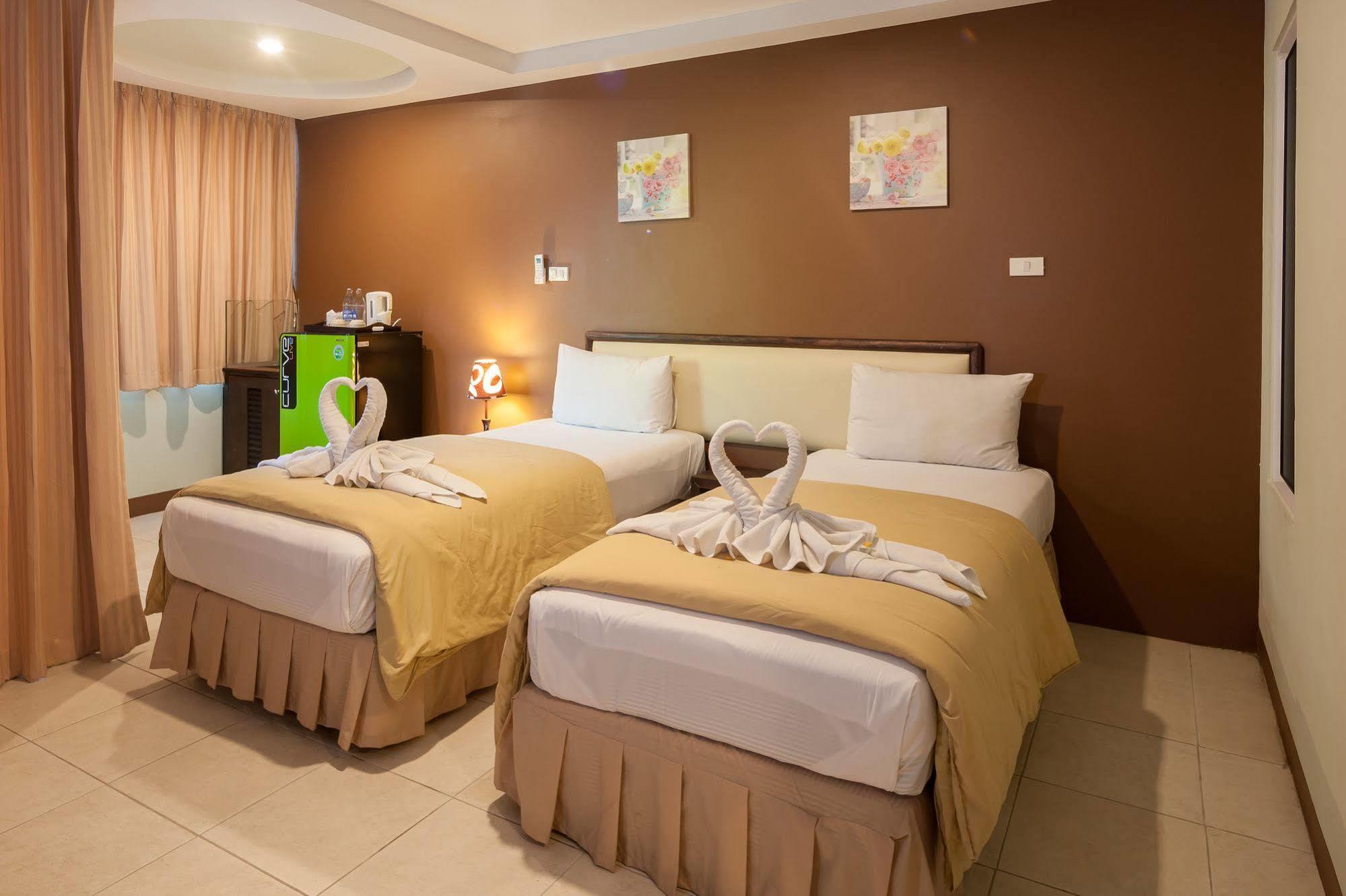The Right Resort Pattaya Exterior foto