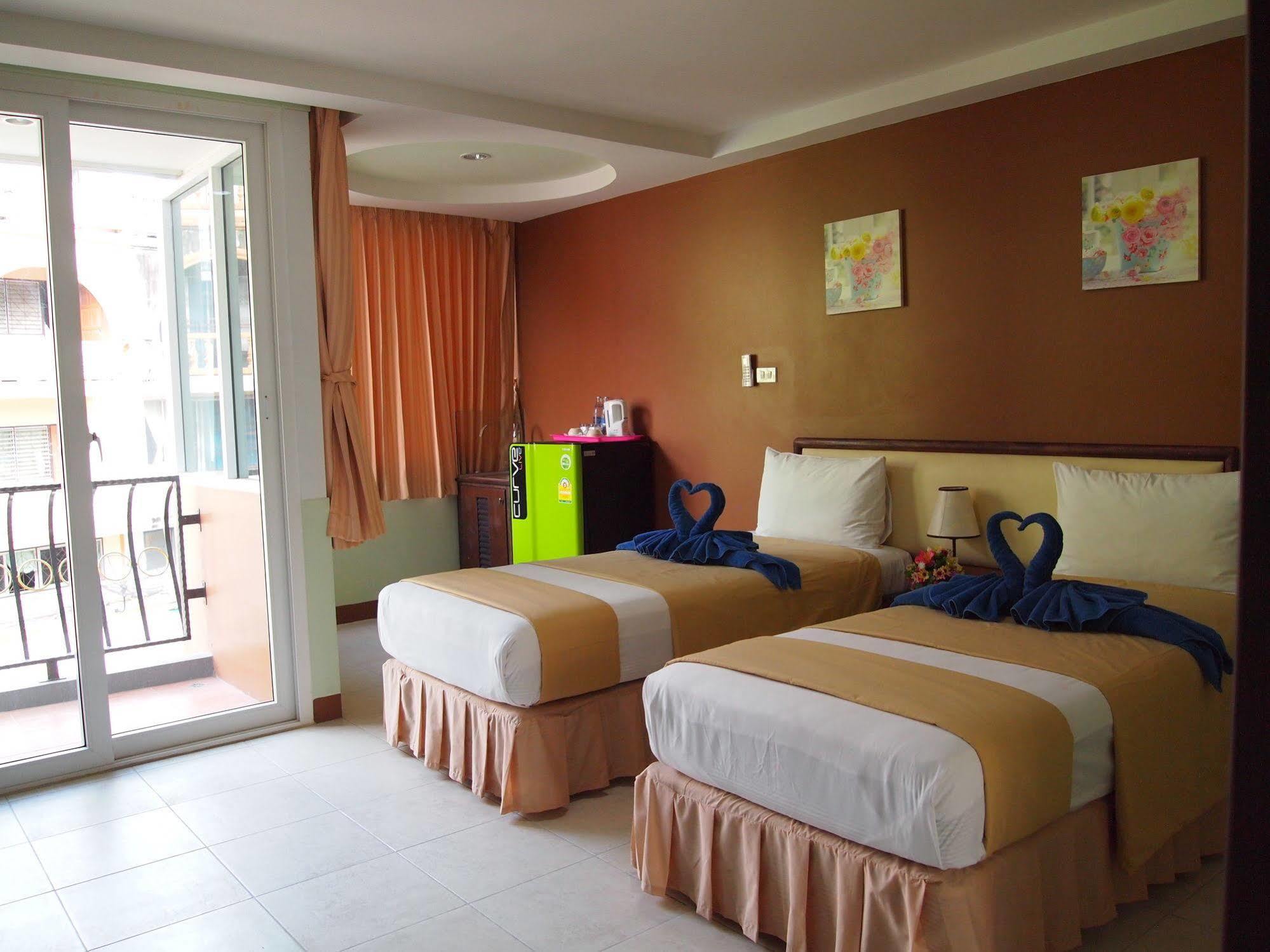 The Right Resort Pattaya Exterior foto