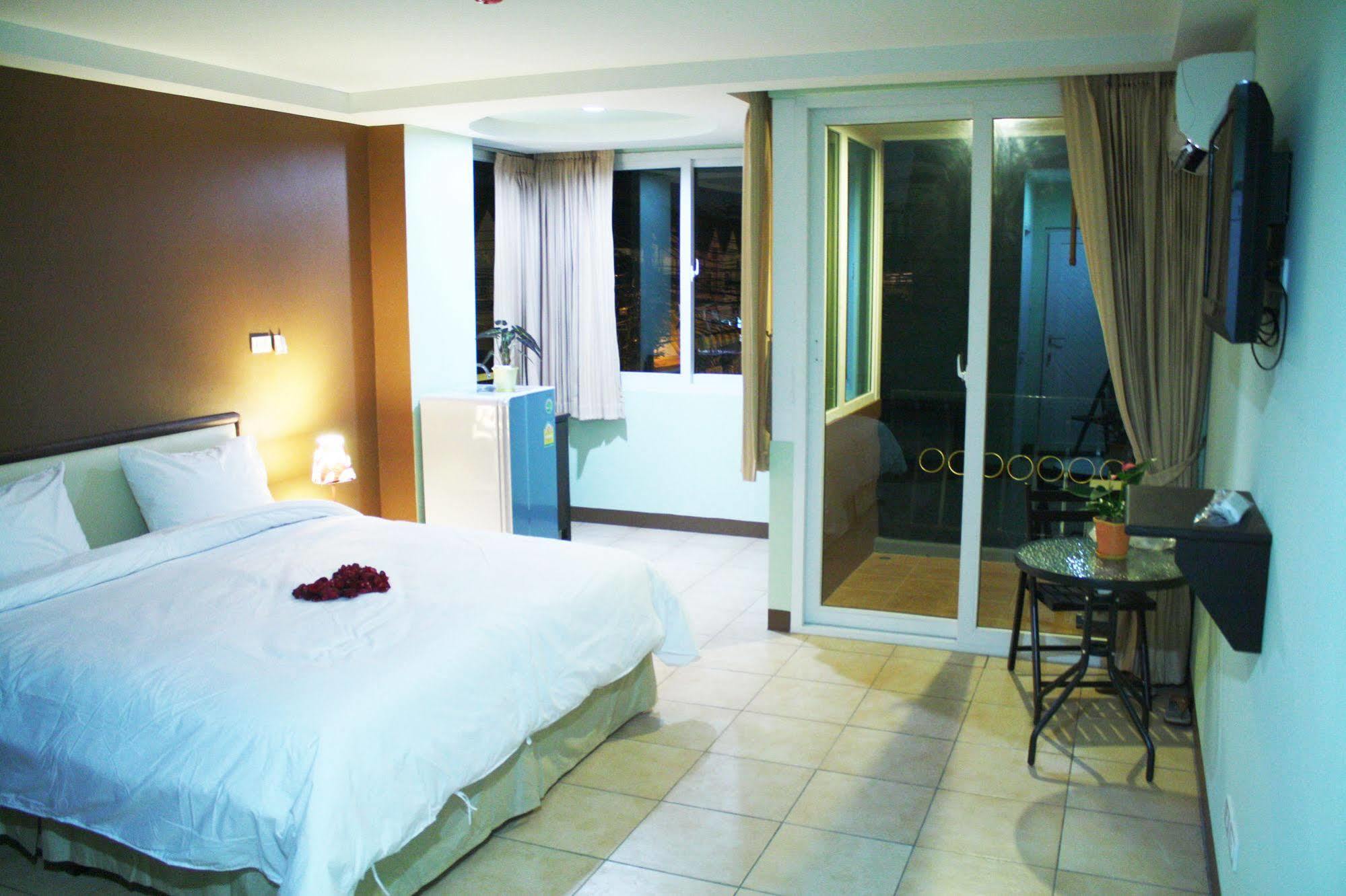 The Right Resort Pattaya Exterior foto